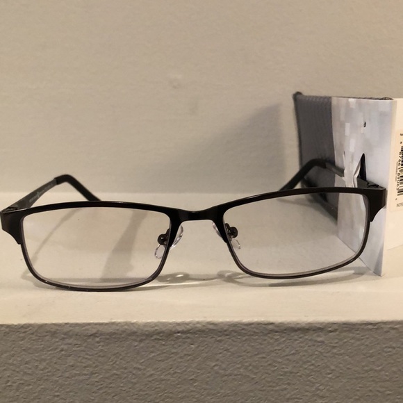 Reading Glasses 🤓 - Picture 9 of 10